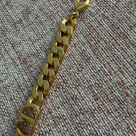 Dior Gold Chain Bracelet - Picture 8 of 9